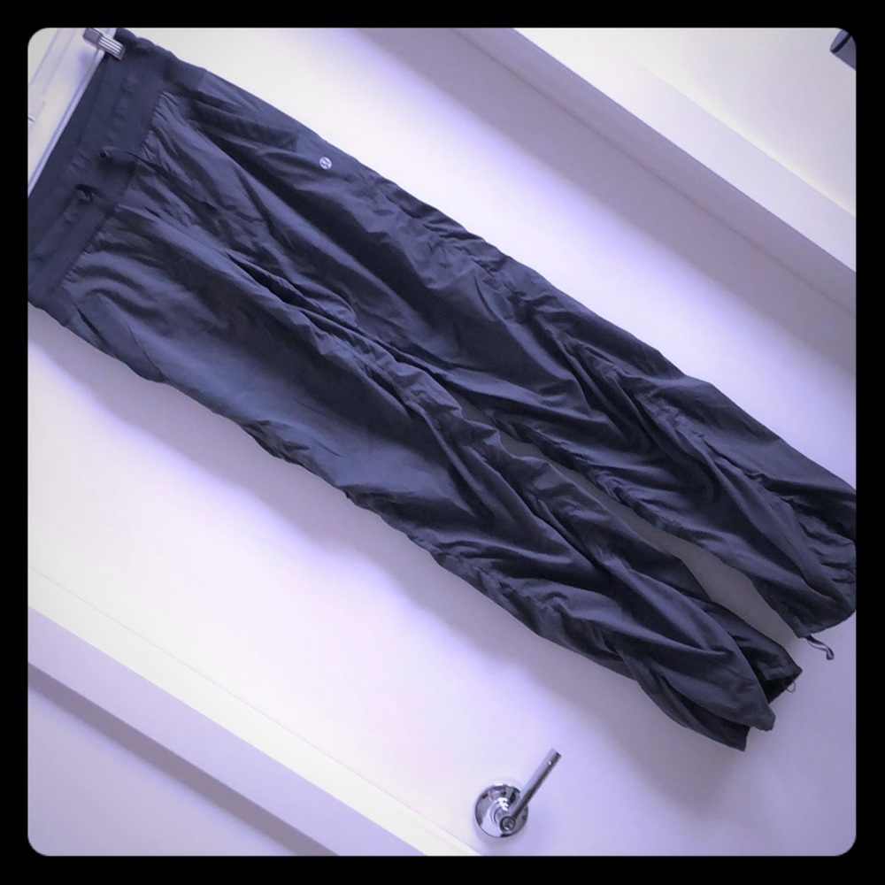 LULU 🍋- dance studio pant unlined grey-sz 2💎